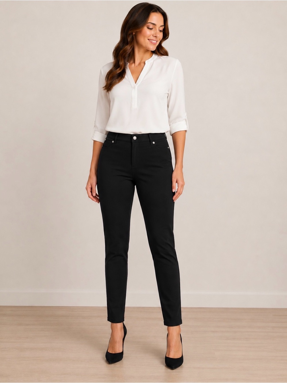 Slim High-Rise Skinny Pants in Black